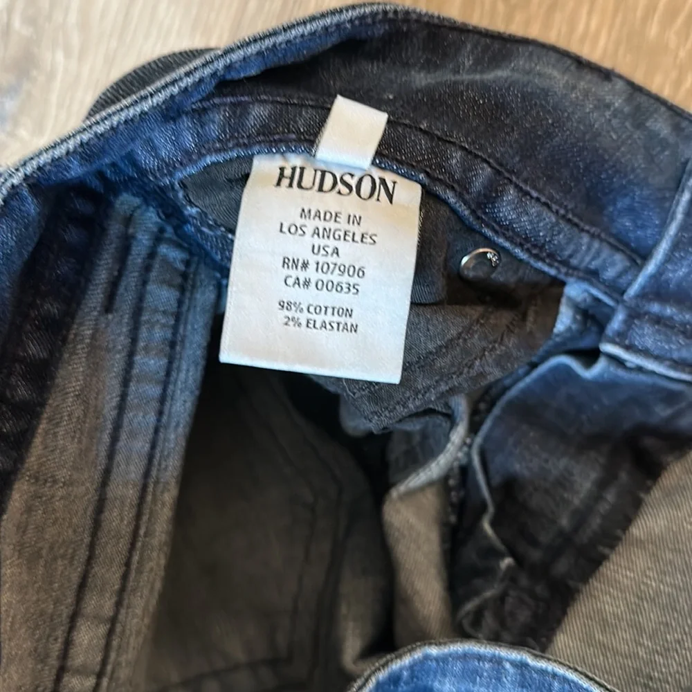 Hudson Jeans - Picture 9 of 9